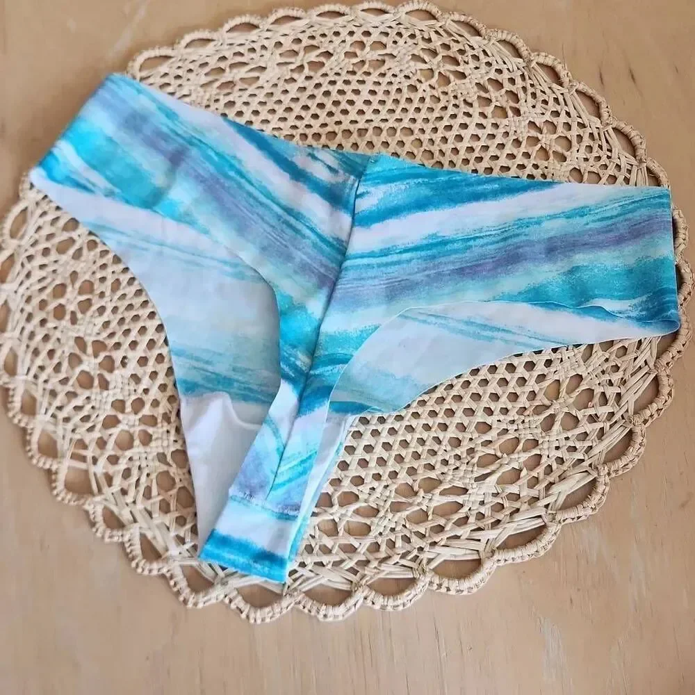 Victoria's Secret blue beach wave seamless string thong women's XL